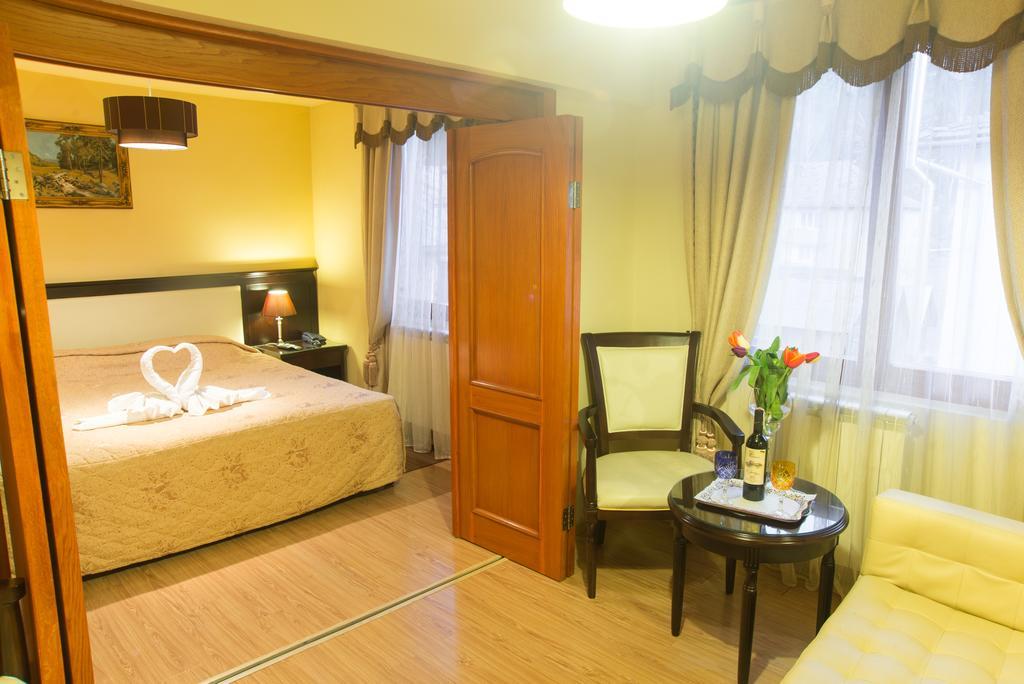 Hotel Csillag Panzio Lunca de Jos  Esterno foto